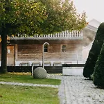 فندق Drei Quellen Therme باد جريسباخ