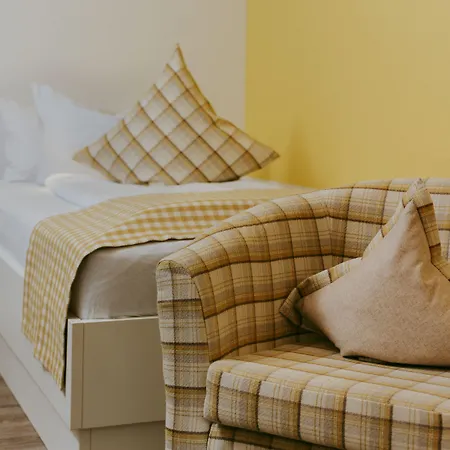 Drei Quellen Therme فندق